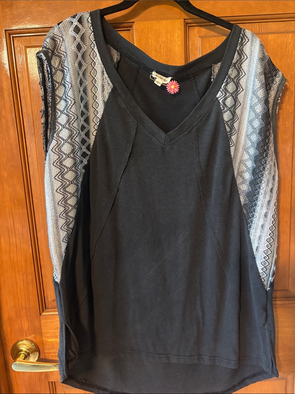 POL Sleeveless V-Neck Tank in Black with Gray Patterned Shoulder Panels